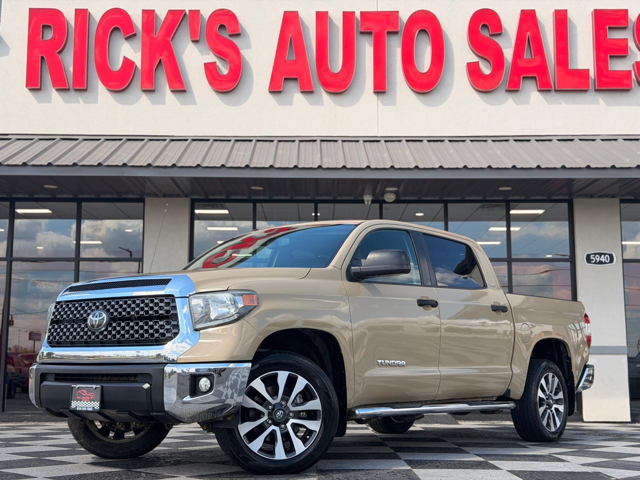 Toyota Tundra SR5 5.7L V8 CrewMax 2WD 2019