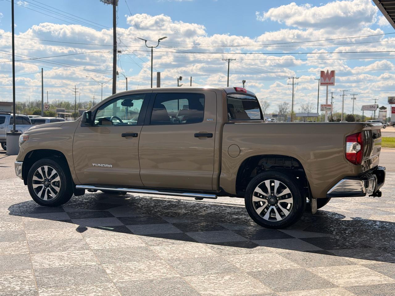 Toyota Tundra SR5 5.7L V8 CrewMax 2WD 2019