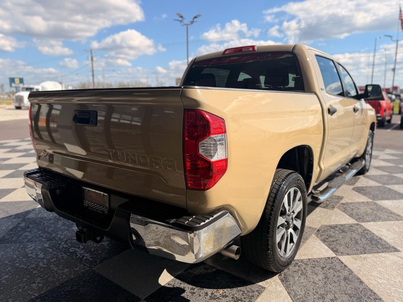 Toyota Tundra SR5 5.7L V8 CrewMax 2WD 2019