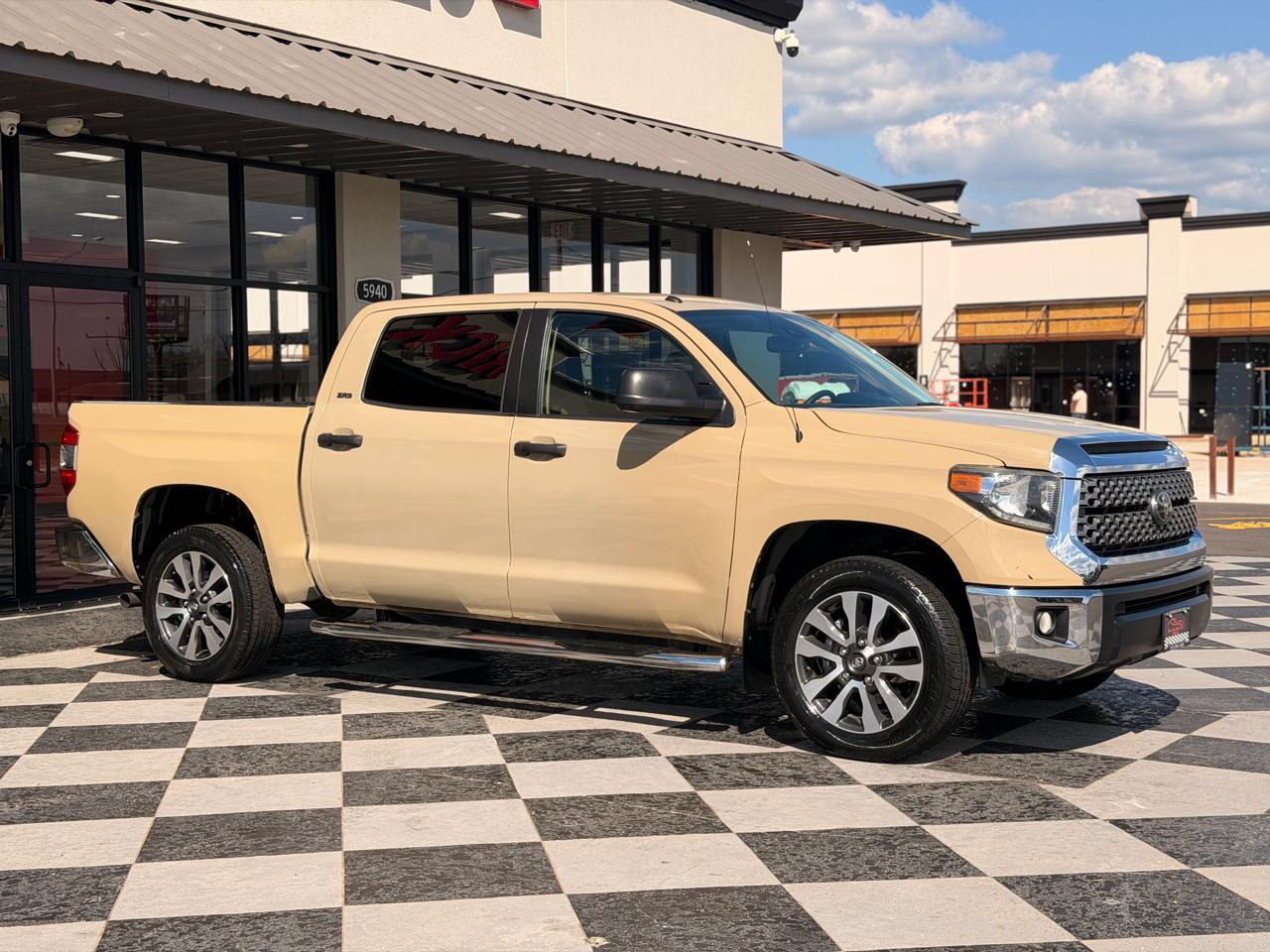 Toyota Tundra SR5 5.7L V8 CrewMax 2WD 2019