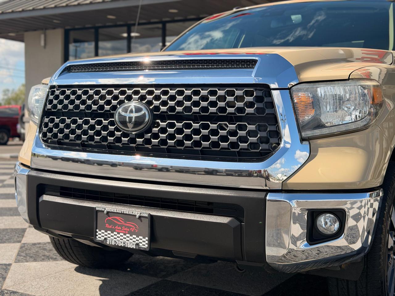 Toyota Tundra SR5 5.7L V8 CrewMax 2WD 2019