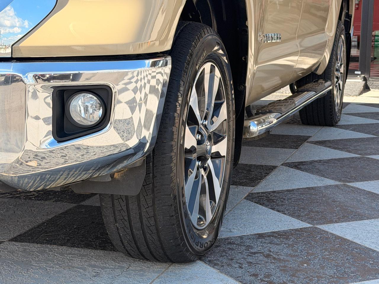 Toyota Tundra SR5 5.7L V8 CrewMax 2WD 2019