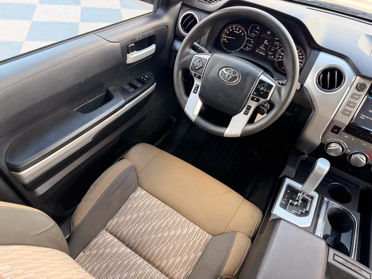 Toyota Tundra SR5 5.7L V8 CrewMax 2WD 2019