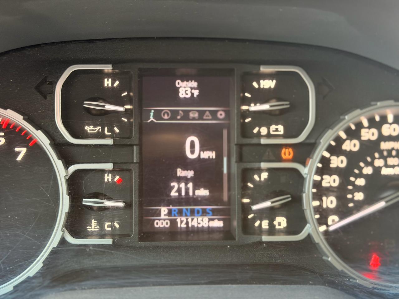 Toyota Tundra SR5 5.7L V8 CrewMax 2WD 2019