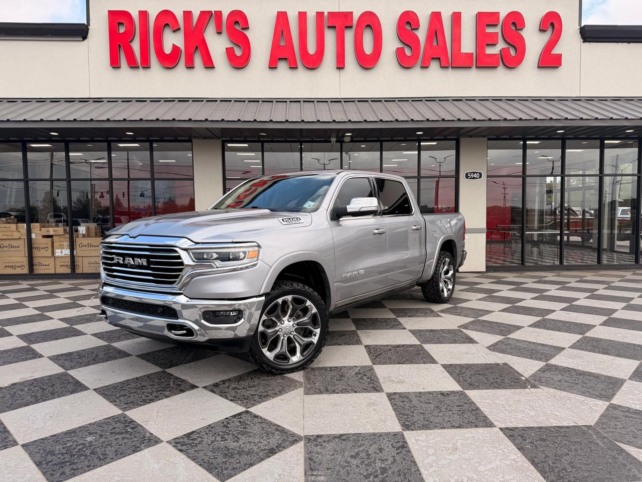 RAM 1500 Laramie Longhorn Crew Cab 4WD 2019