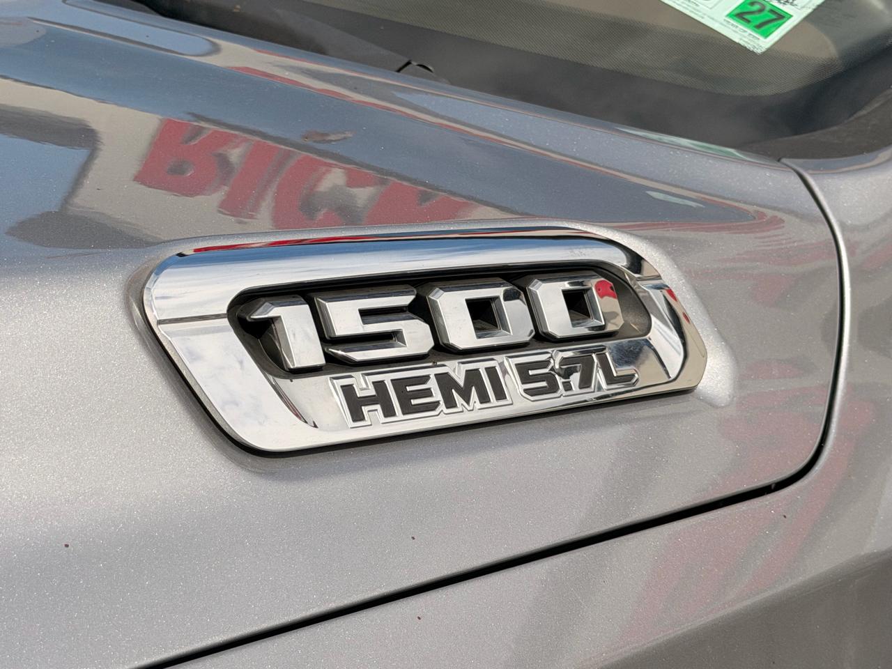 RAM 1500 Laramie Longhorn Crew Cab 4WD 2019