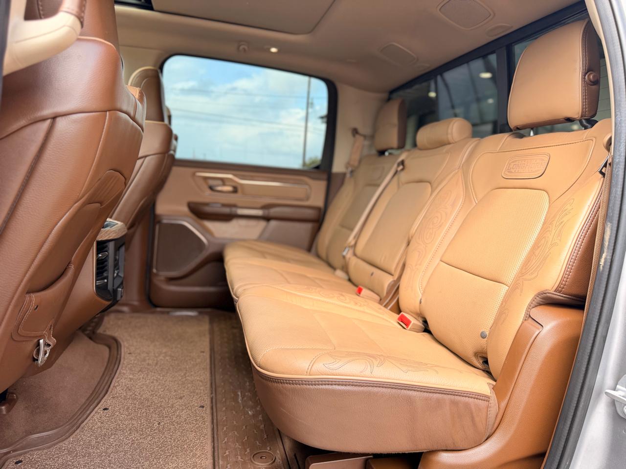 RAM 1500 Laramie Longhorn Crew Cab 4WD 2019