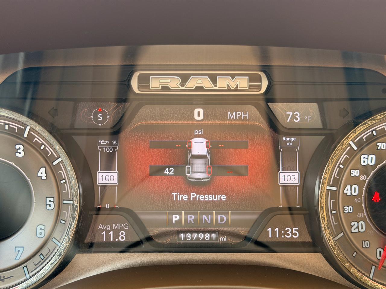 RAM 1500 Laramie Longhorn Crew Cab 4WD 2019