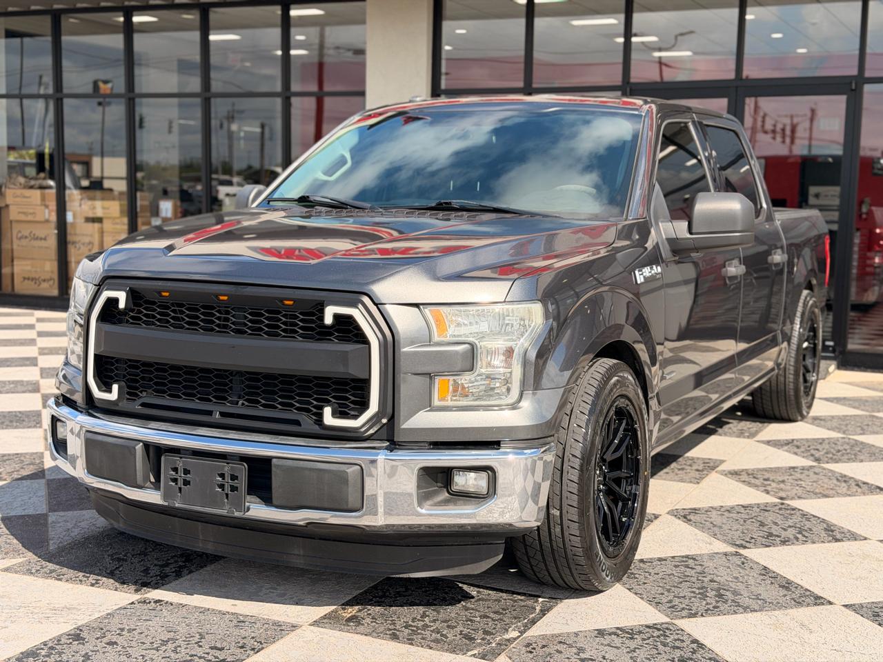 Ford F-150 XLT SuperCrew 2WD 2016