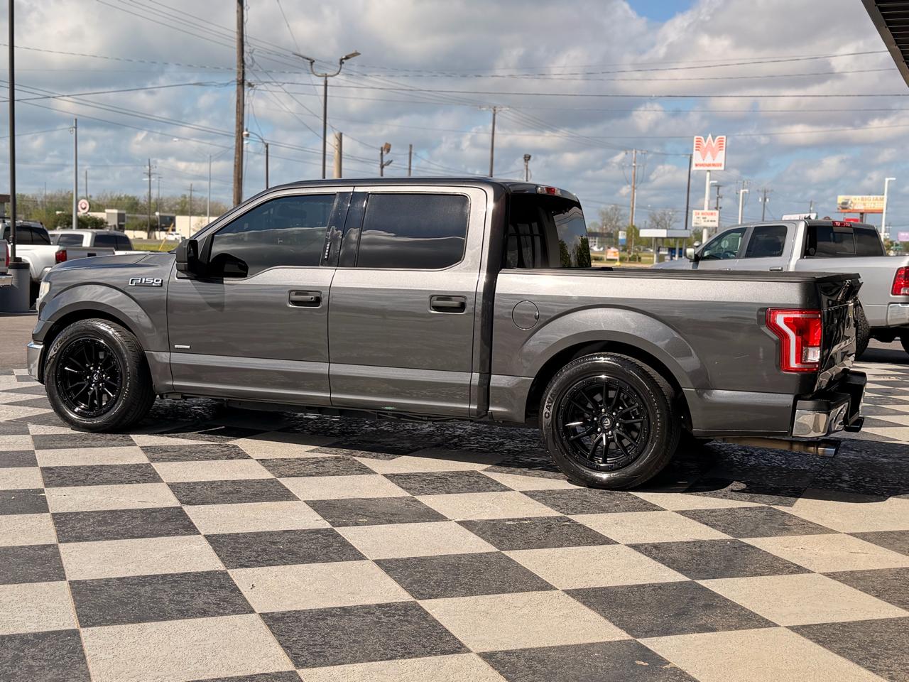 Ford F-150 XLT SuperCrew 2WD 2016