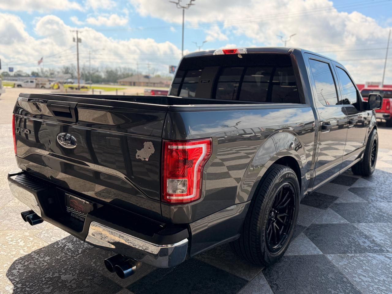 Ford F-150 XLT SuperCrew 2WD 2016