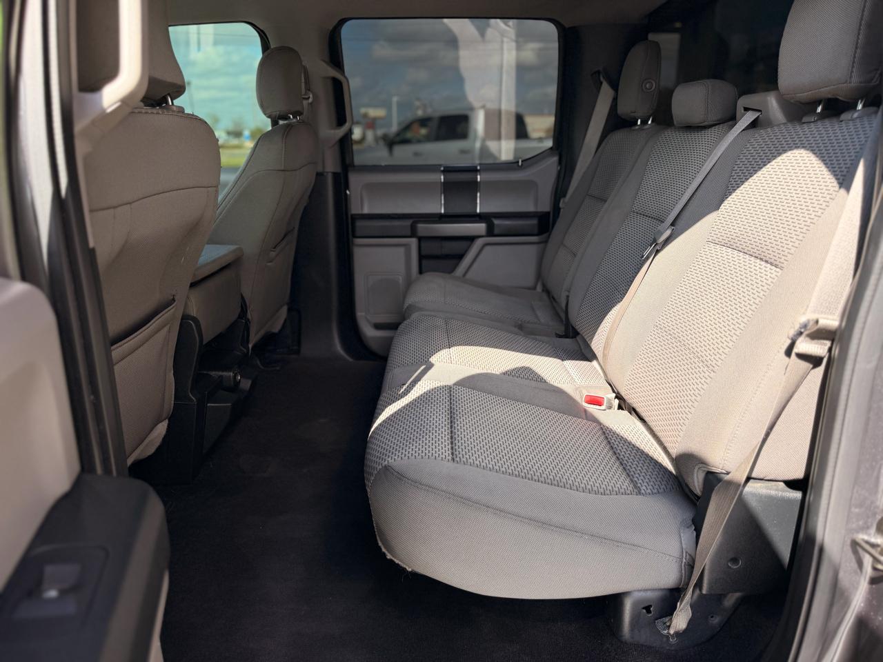 Ford F-150 XLT SuperCrew 2WD 2016