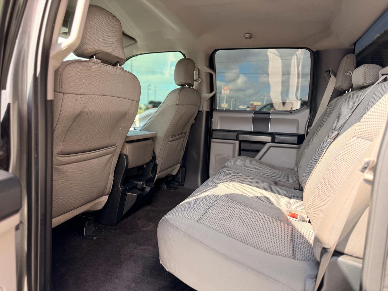 Ford F-150 XLT SuperCrew 2WD 2016