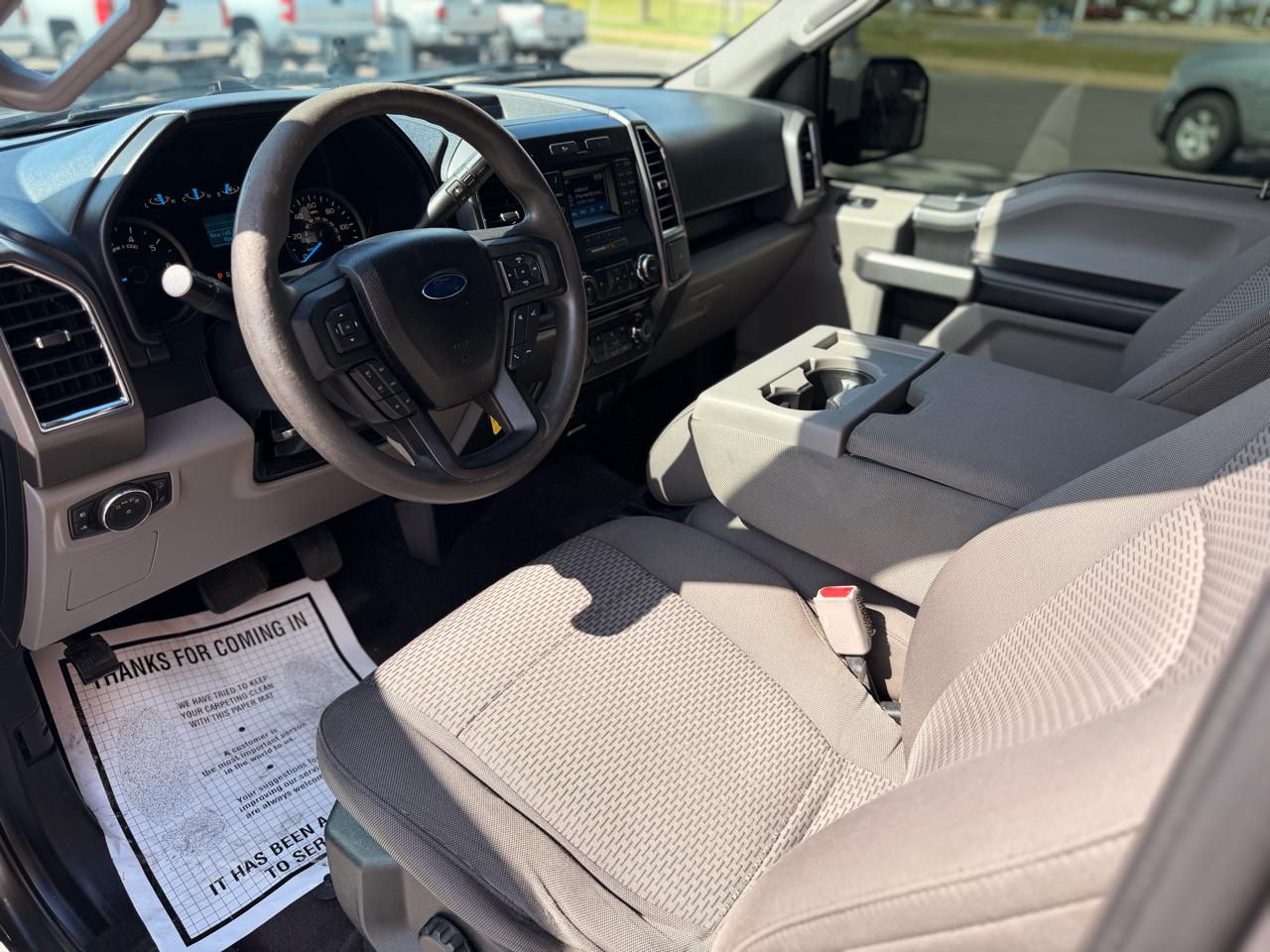 Ford F-150 XLT SuperCrew 2WD 2016