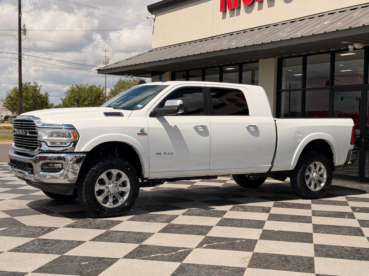 RAM 2500 Laramie Mega Cab 4WD 2022