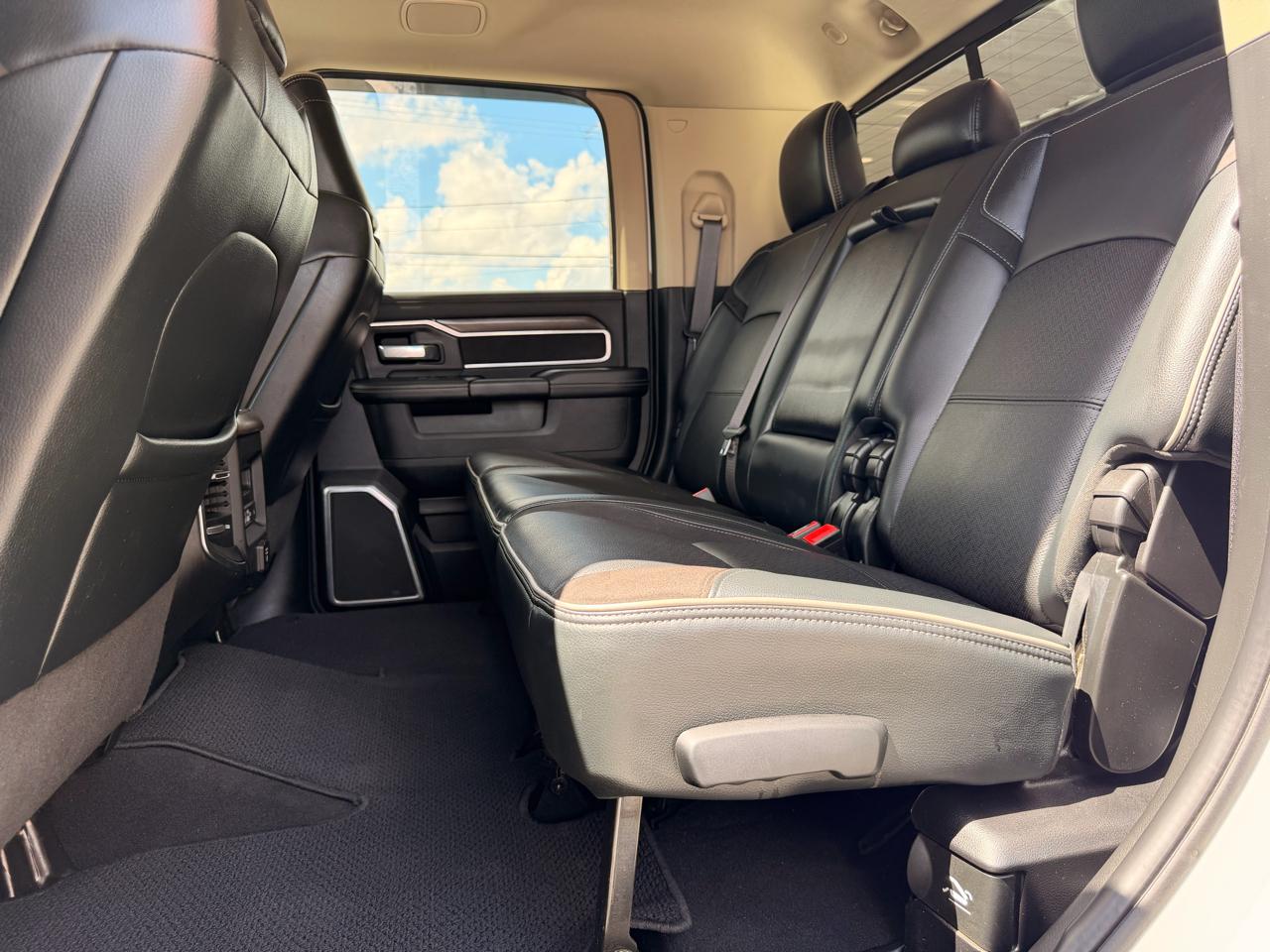 RAM 2500 Laramie Mega Cab 4WD 2022