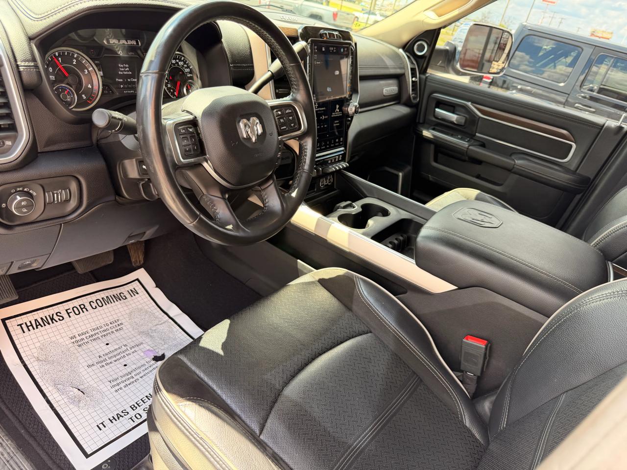 RAM 2500 Laramie Mega Cab 4WD 2022