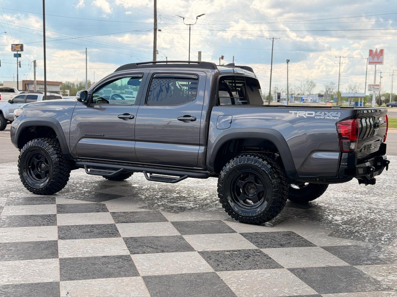 Toyota Tacoma TRD Offroad Dbl Cab 4WD V6 6sp 2018