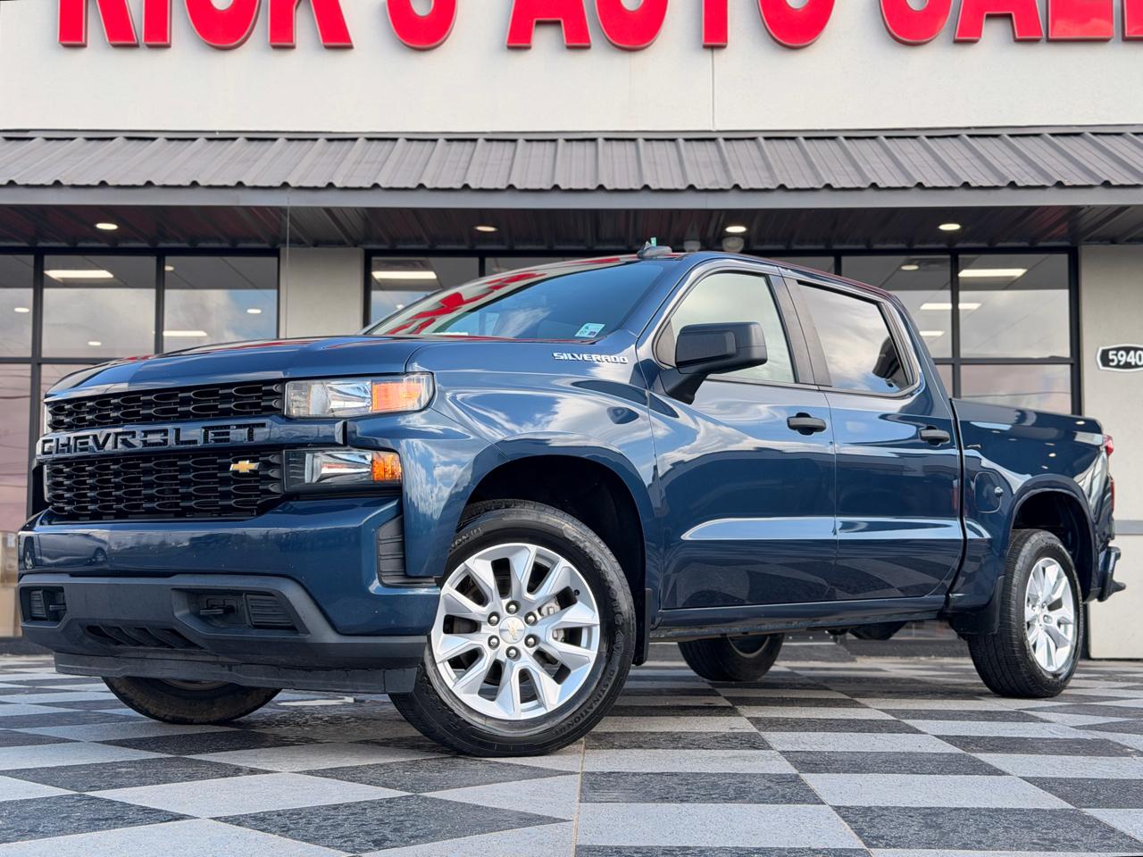 Chevrolet Silverado 1500 Custom Crew Cab 2WD 2021