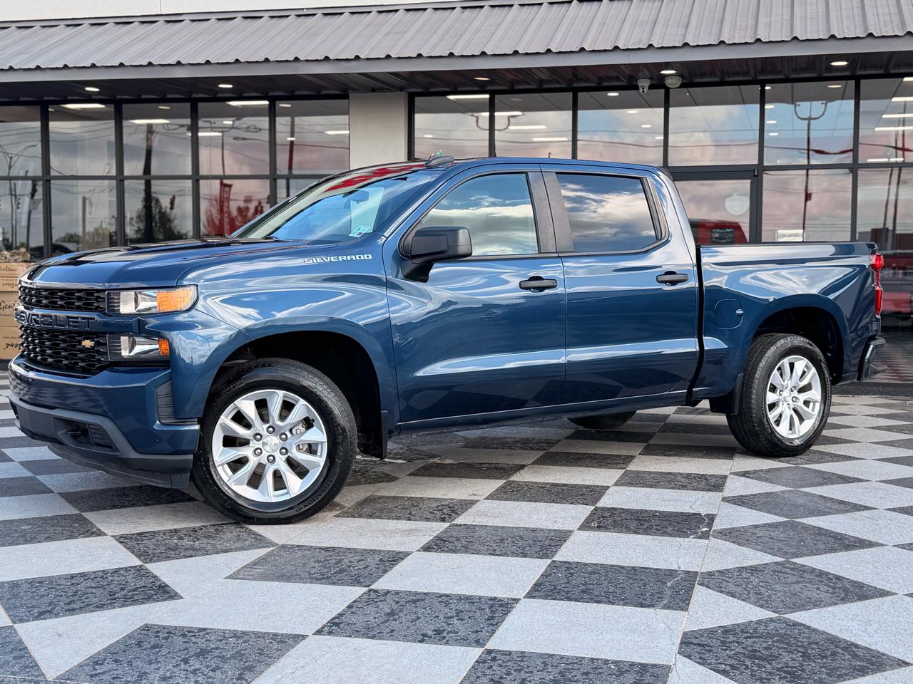 Chevrolet Silverado 1500 Custom Crew Cab 2WD 2021