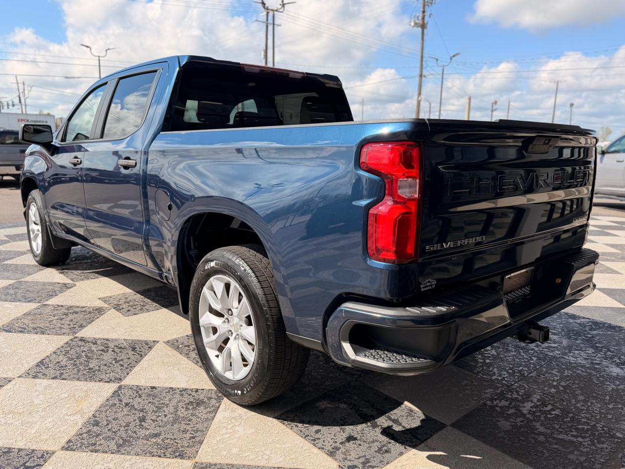 Chevrolet Silverado 1500 Custom Crew Cab 2WD 2021