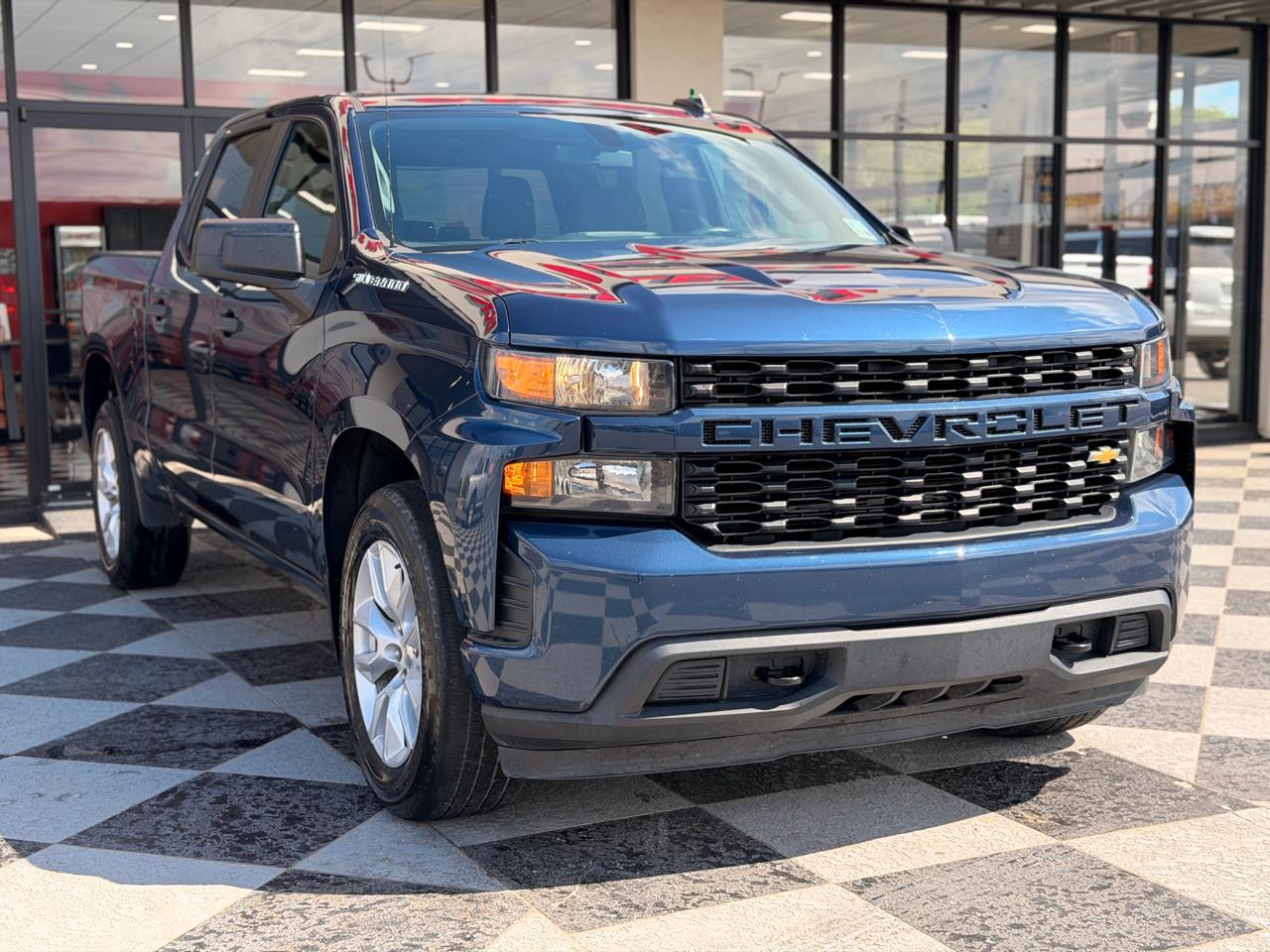 Chevrolet Silverado 1500 Custom Crew Cab 2WD 2021