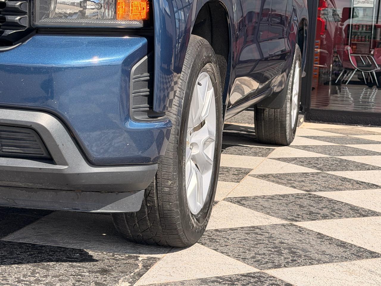 Chevrolet Silverado 1500 Custom Crew Cab 2WD 2021