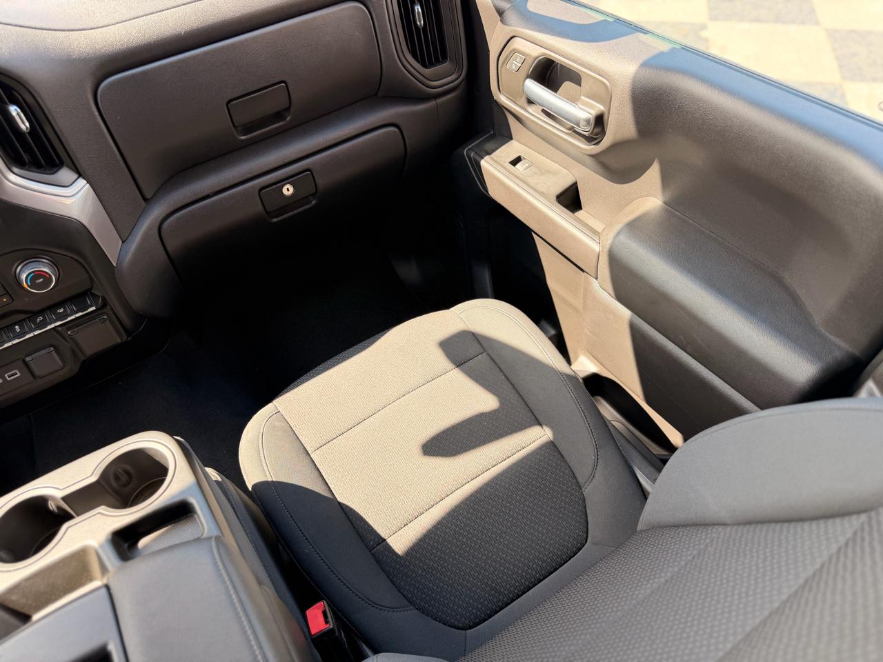 Chevrolet Silverado 1500 Custom Crew Cab 2WD 2021