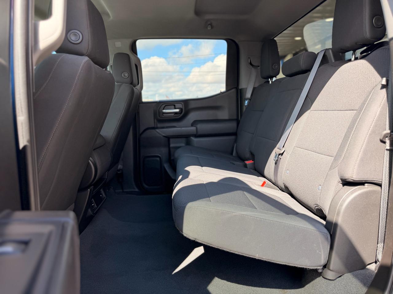 Chevrolet Silverado 1500 Custom Crew Cab 2WD 2021