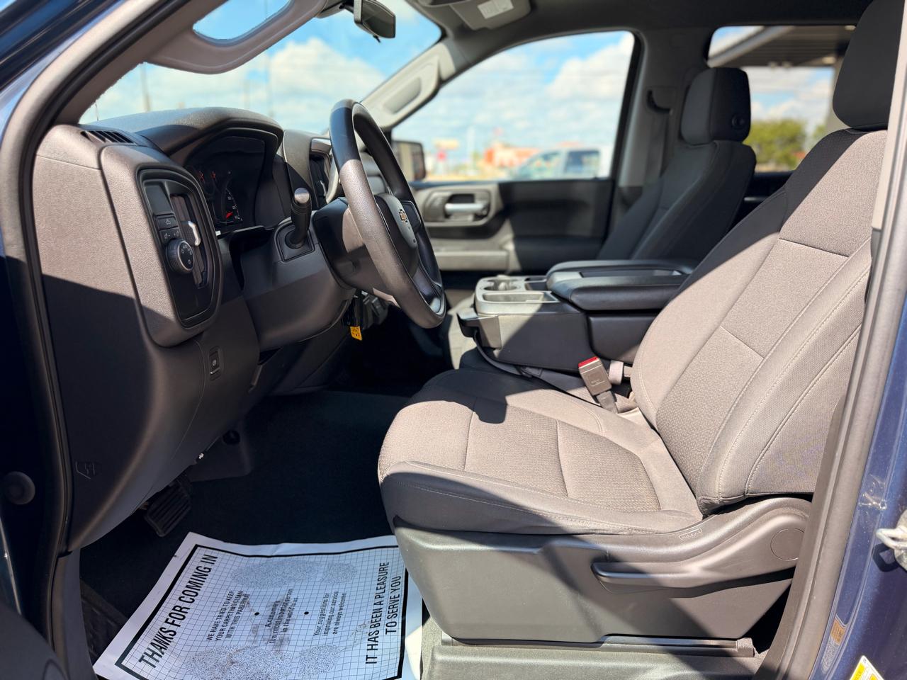 Chevrolet Silverado 1500 Custom Crew Cab 2WD 2021