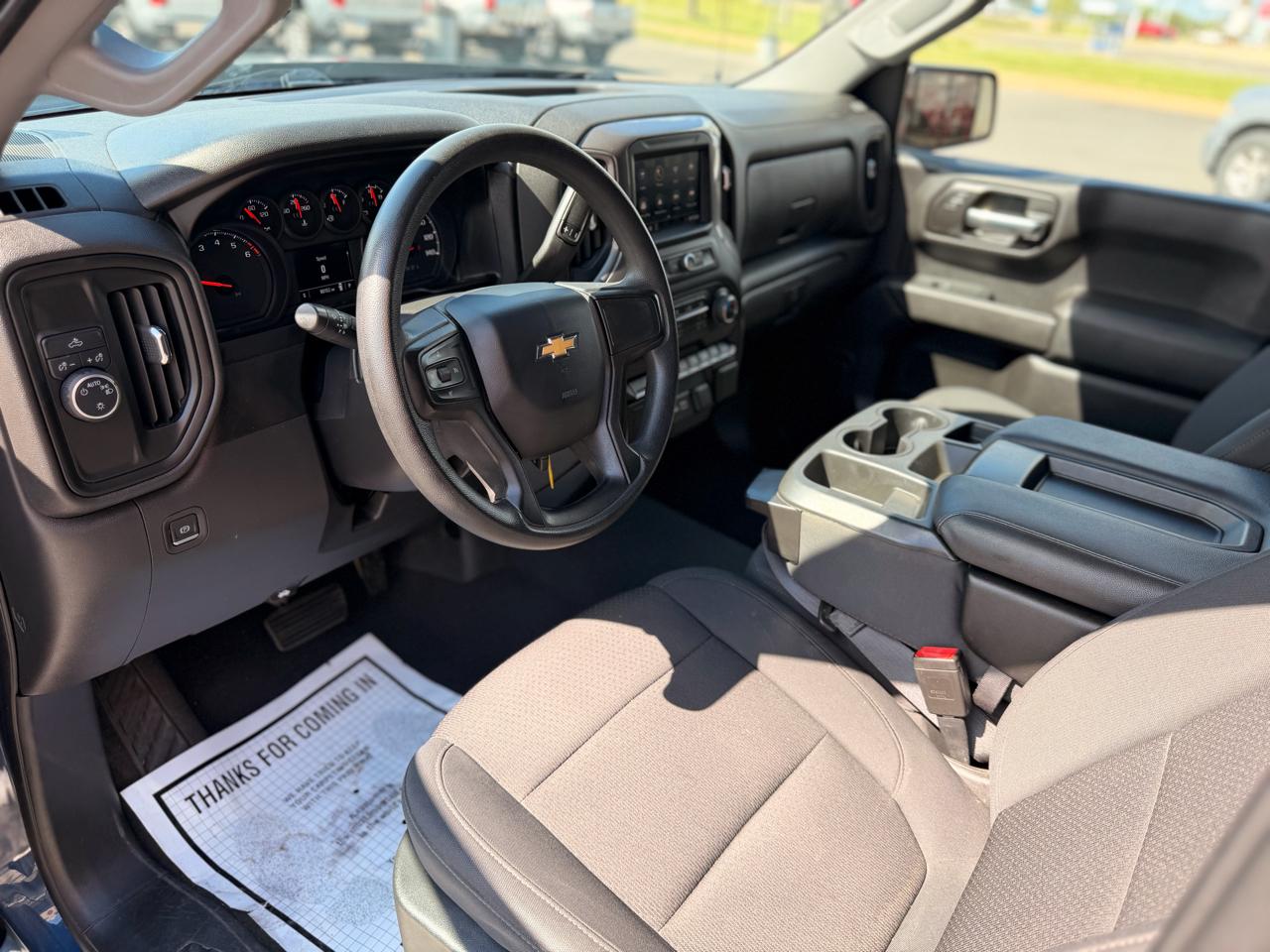 Chevrolet Silverado 1500 Custom Crew Cab 2WD 2021