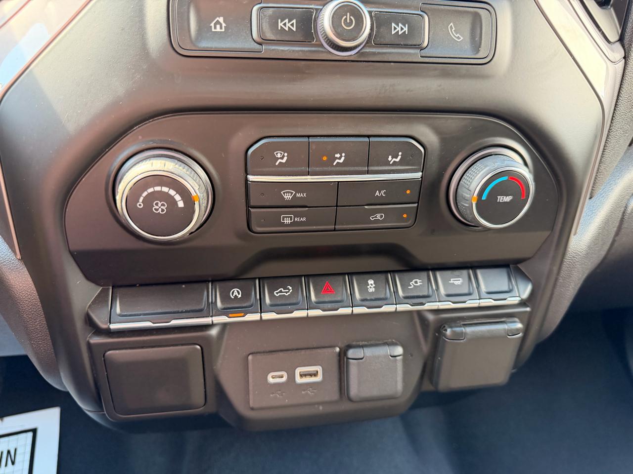 Chevrolet Silverado 1500 Custom Crew Cab 2WD 2021