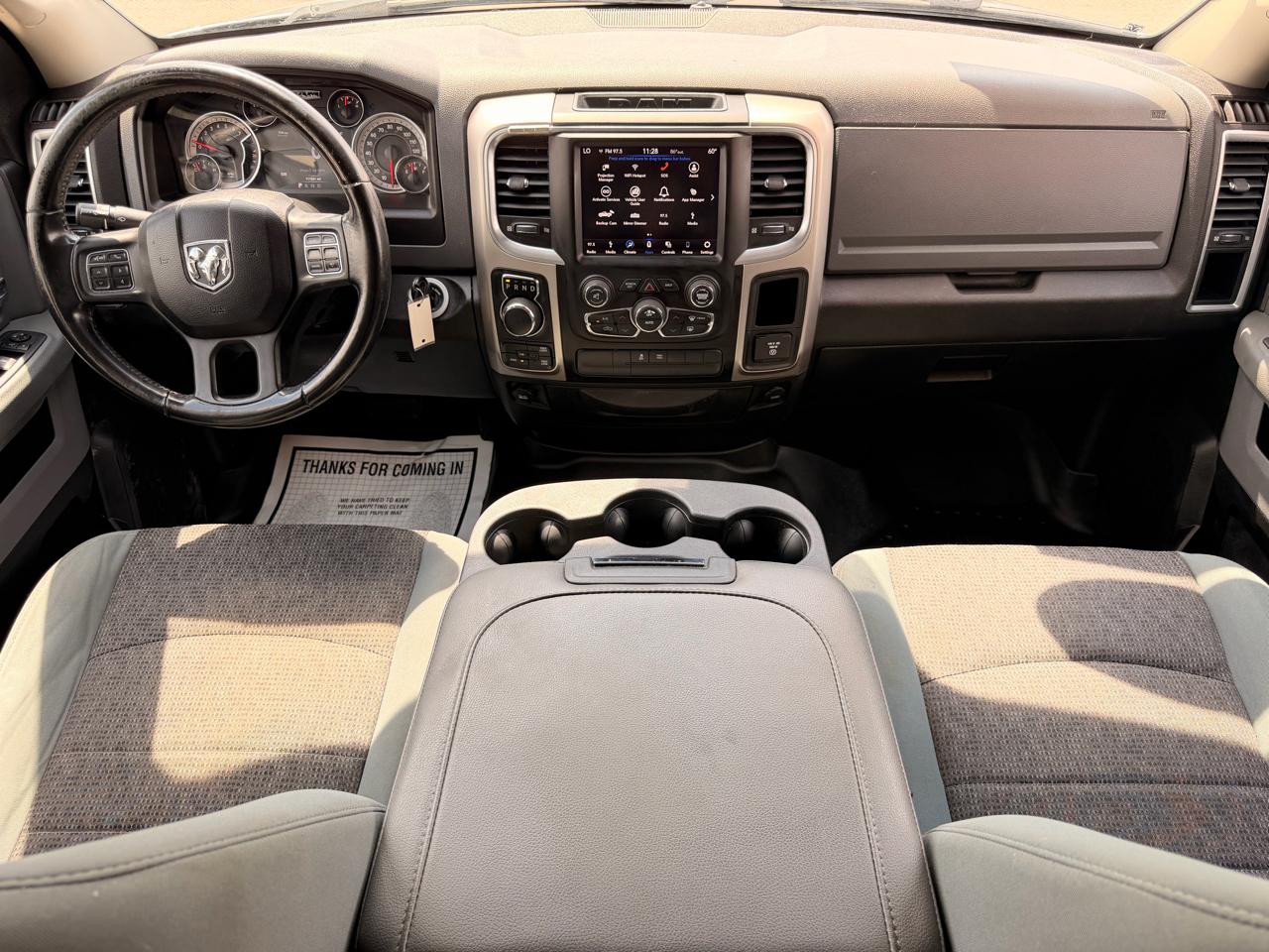 RAM 1500 Classic SLT Crew Cab SWB 4WD 2019