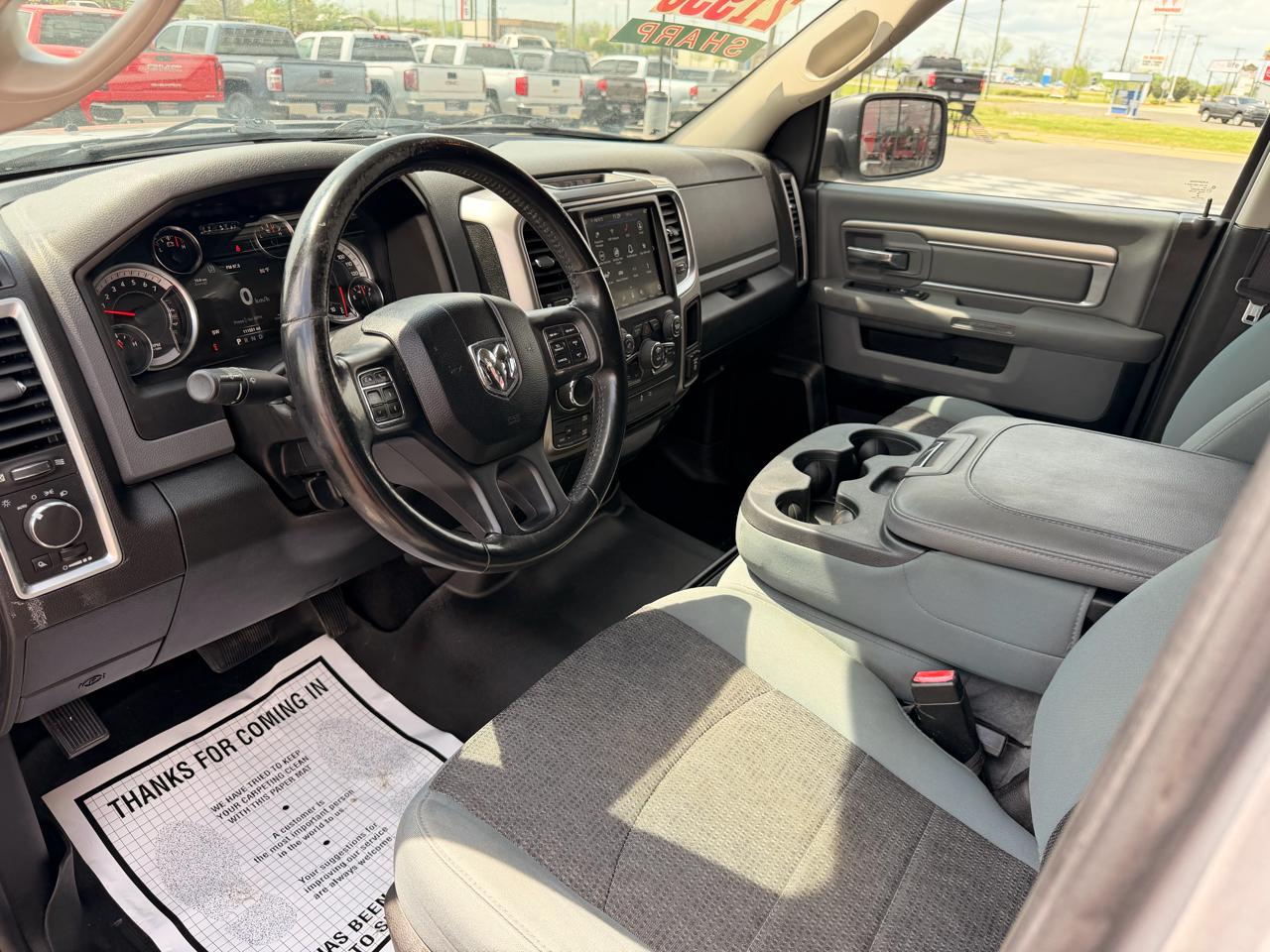 RAM 1500 Classic SLT Crew Cab SWB 4WD 2019