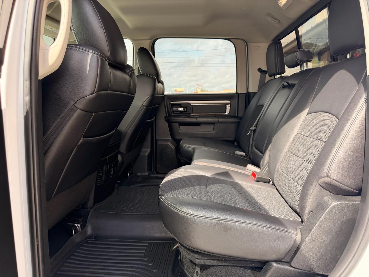 RAM 1500 Sport Crew Cab 4WD 2018