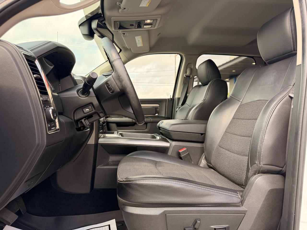 RAM 1500 Sport Crew Cab 4WD 2018