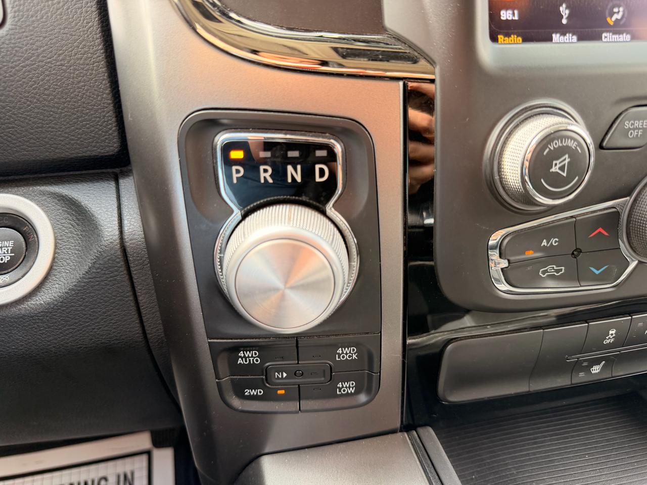 RAM 1500 Sport Crew Cab 4WD 2018