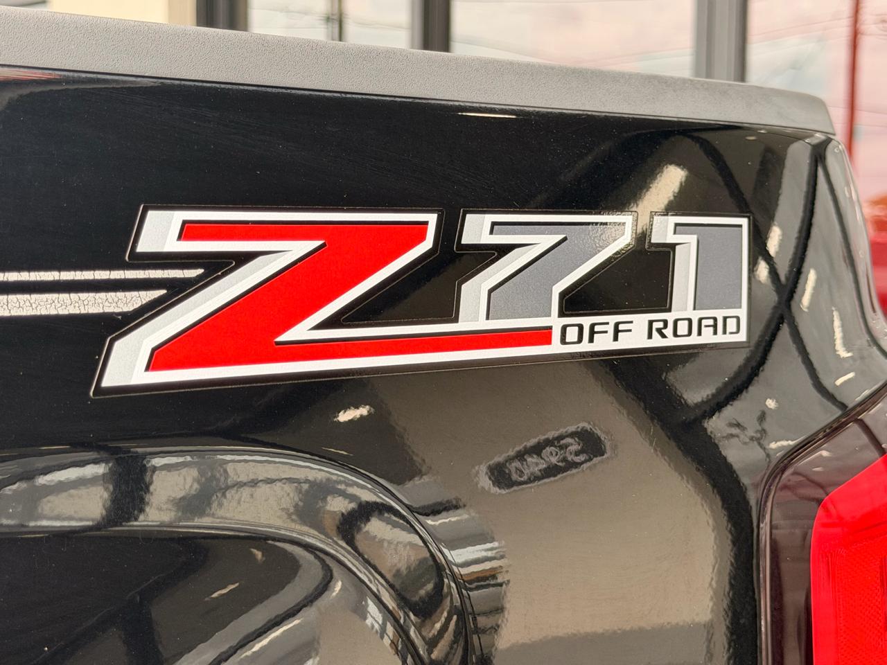 Chevrolet Silverado 1500 LT Z71 Crew Cab 4WD 2015