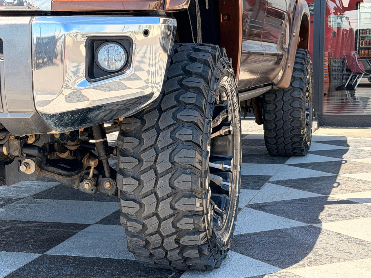 Toyota Tundra Platinum CrewMax 5.7L FFV 4WD 2017