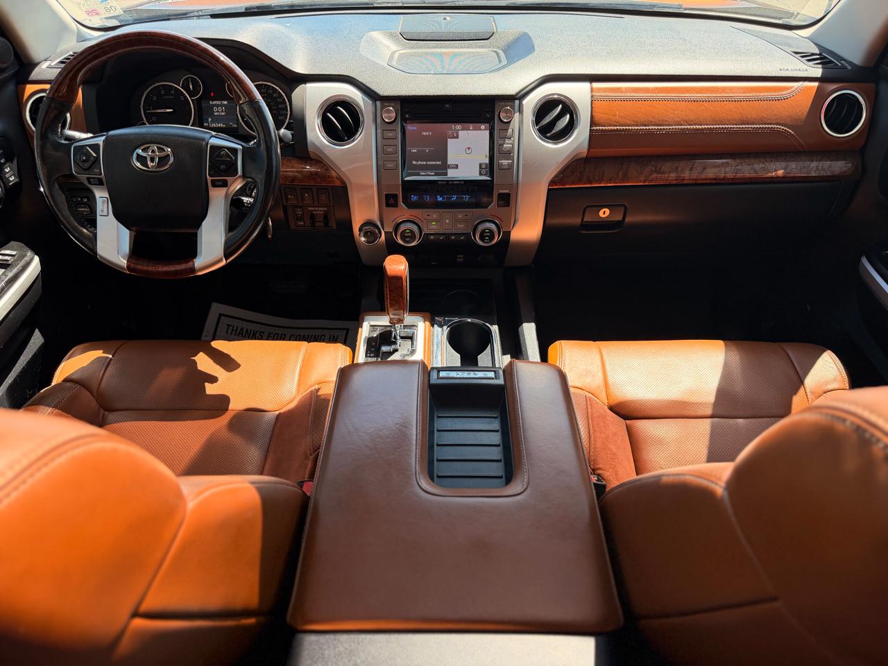 Toyota Tundra Platinum CrewMax 5.7L FFV 4WD 2017