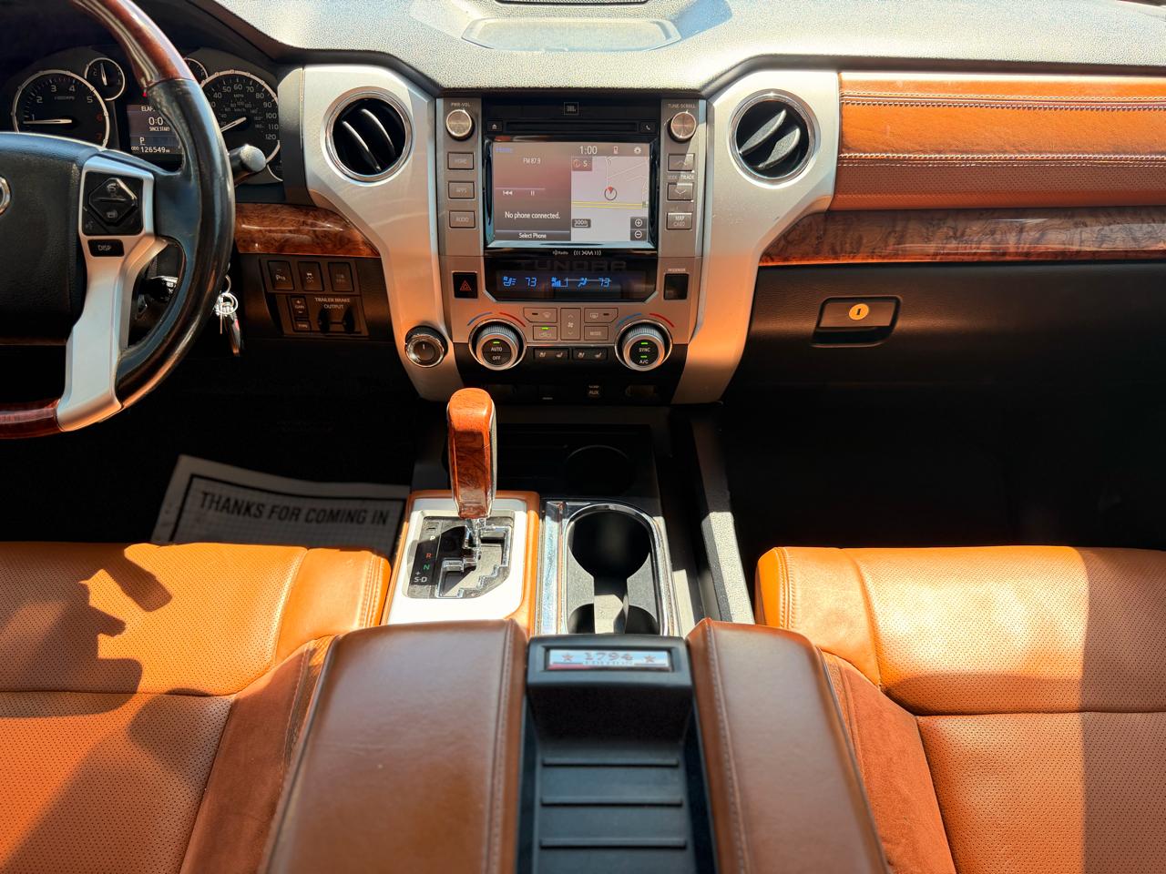 Toyota Tundra Platinum CrewMax 5.7L FFV 4WD 2017