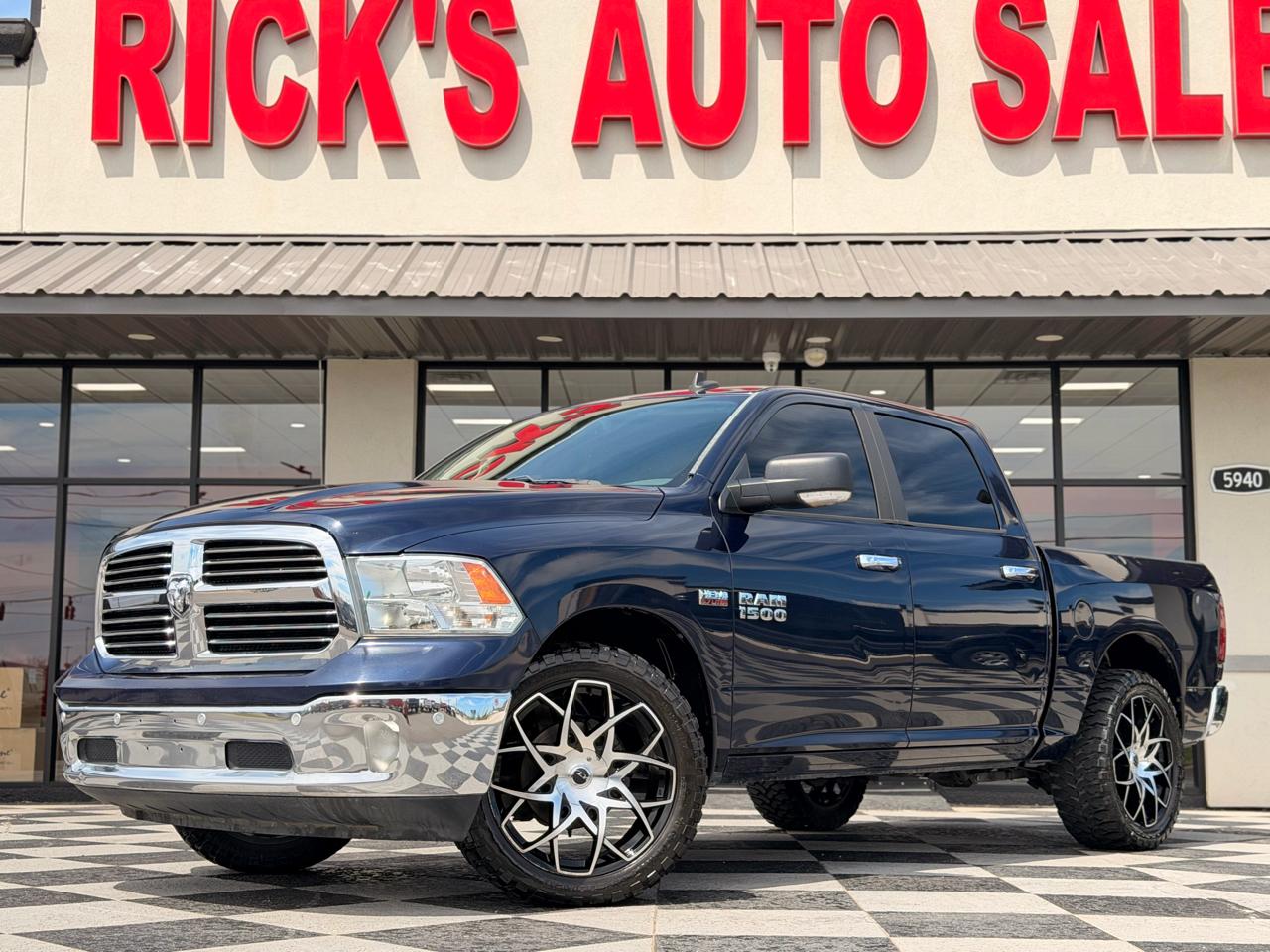 RAM 1500 Big Horn Crew Cab 2WD SWB 2016