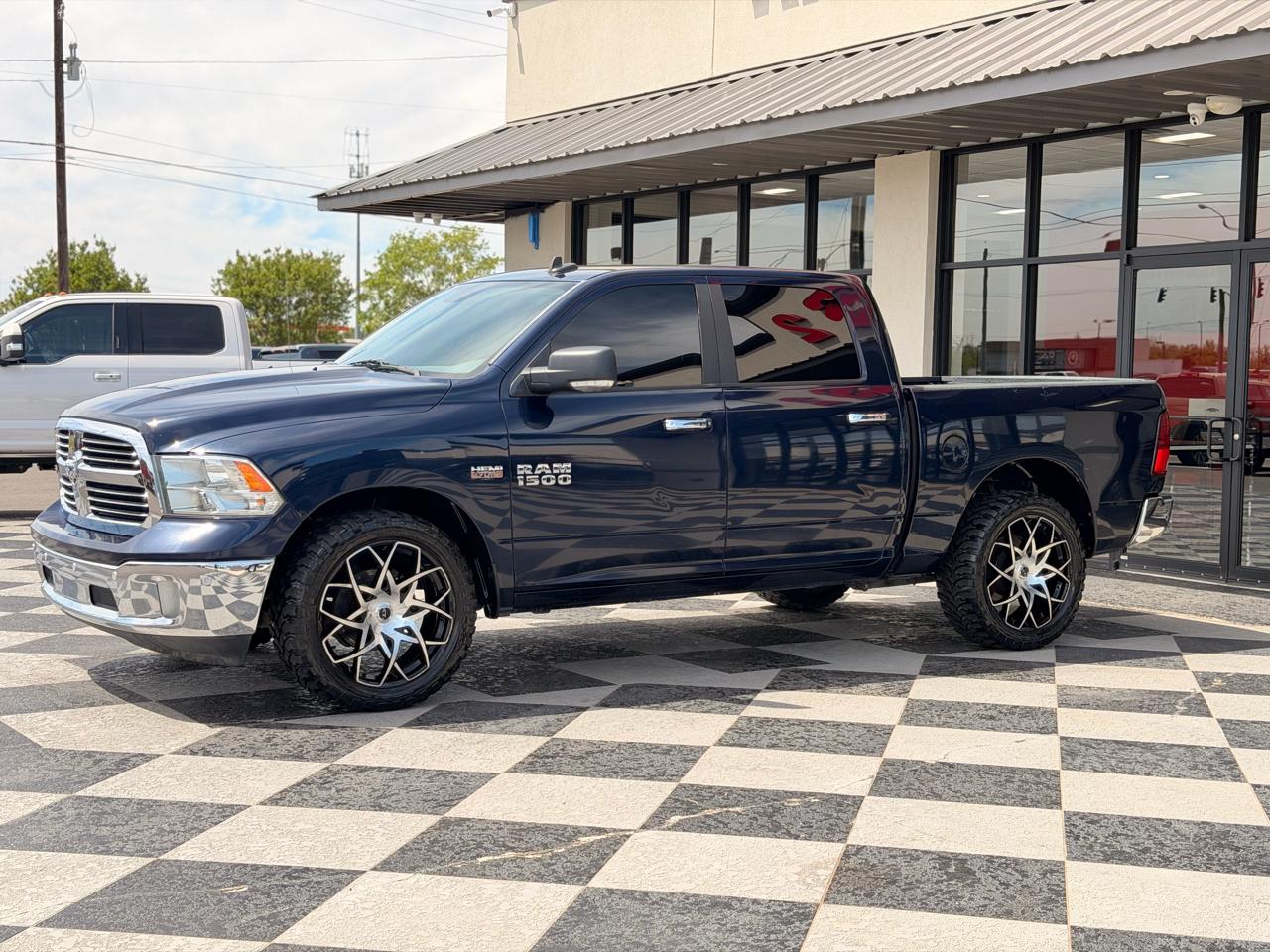 RAM 1500 Big Horn Crew Cab 2WD SWB 2016