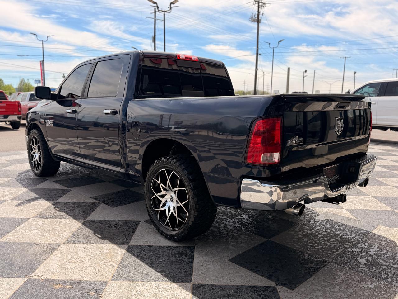 RAM 1500 Big Horn Crew Cab 2WD SWB 2016