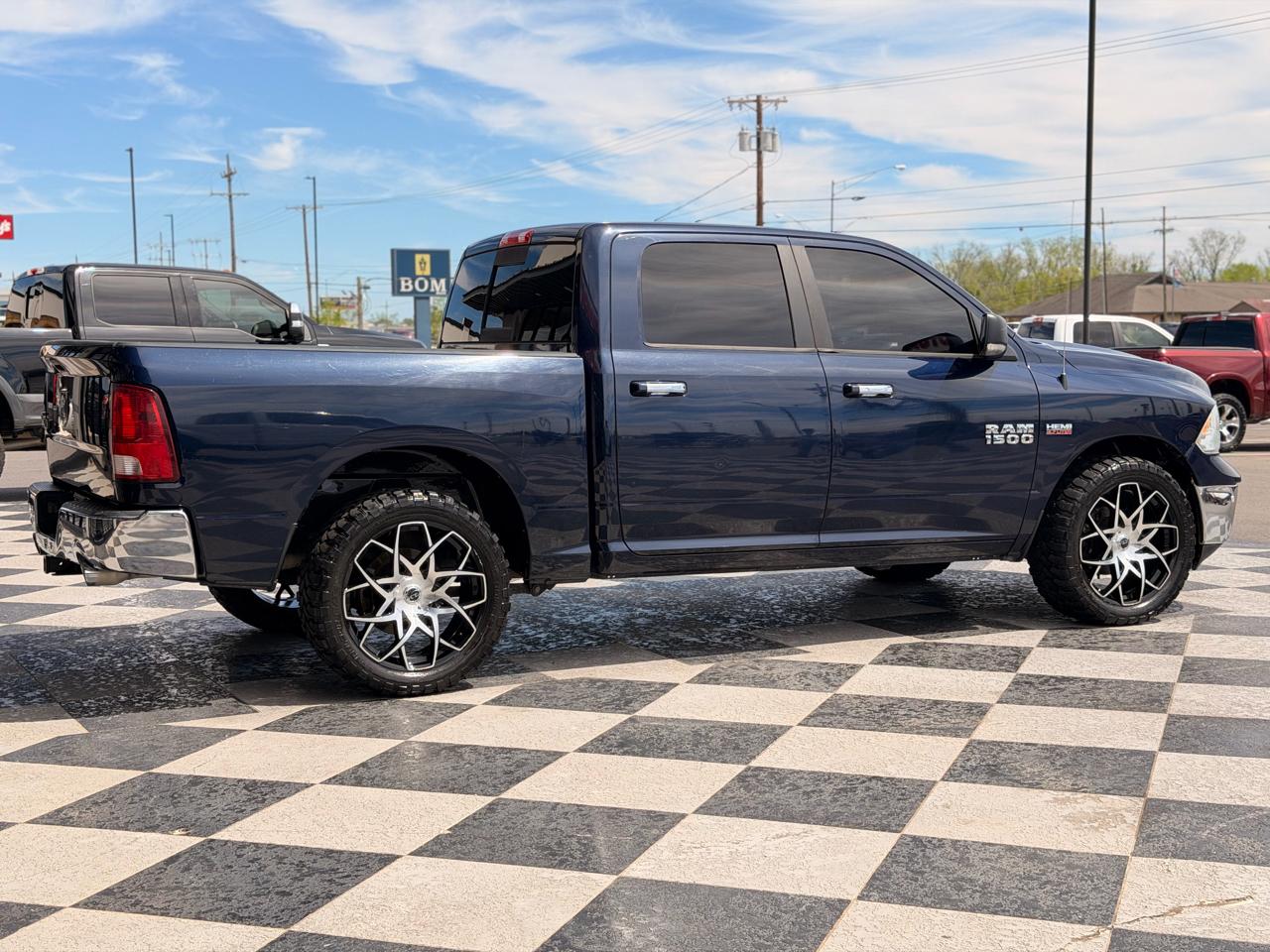 RAM 1500 Big Horn Crew Cab 2WD SWB 2016