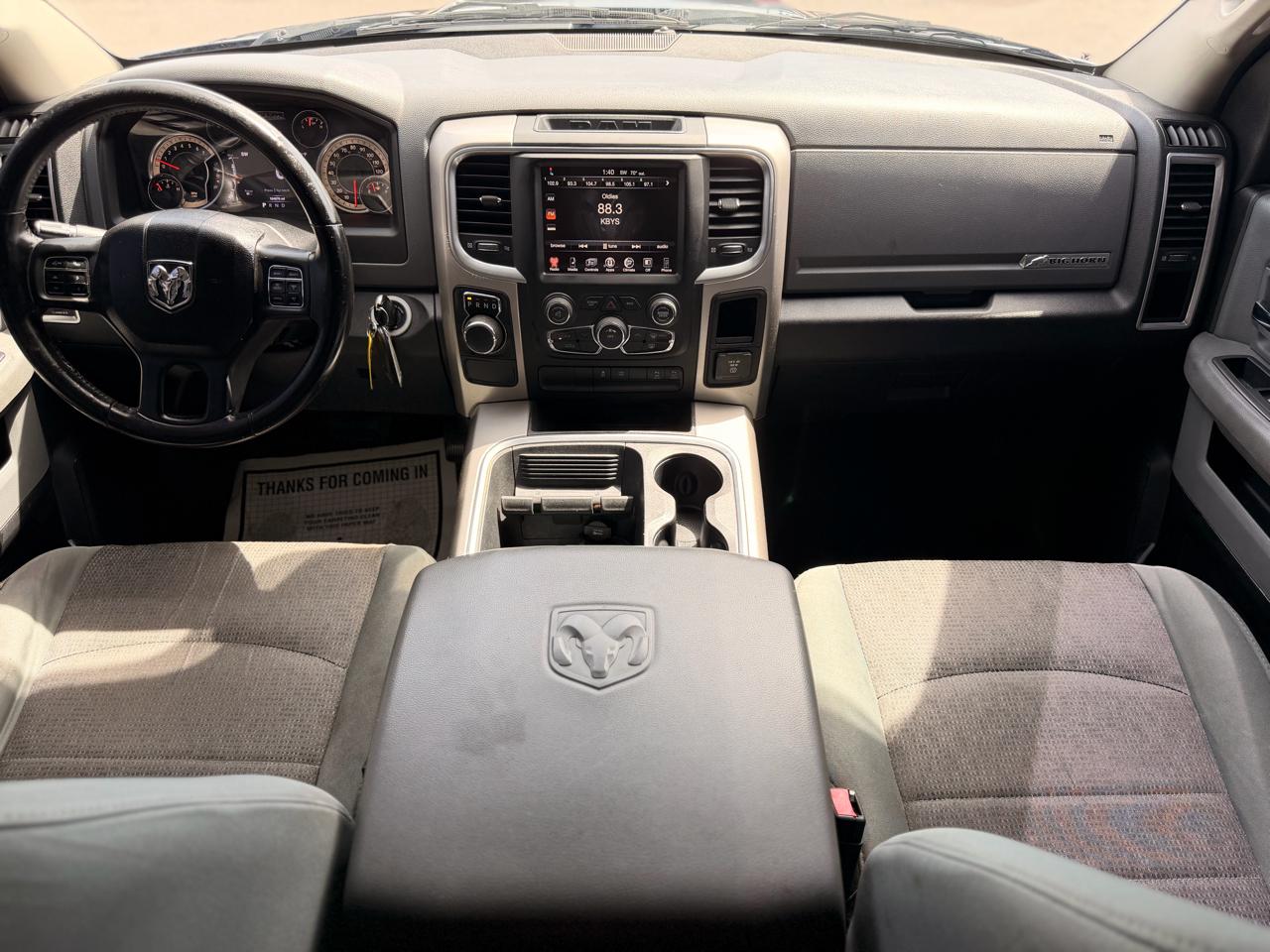 RAM 1500 Big Horn Crew Cab 2WD SWB 2016