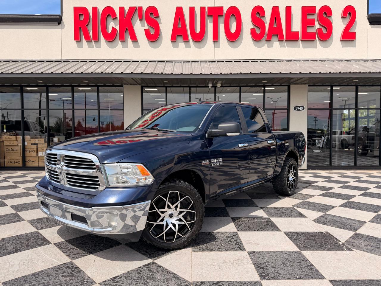 RAM 1500 Big Horn Crew Cab 2WD SWB 2016