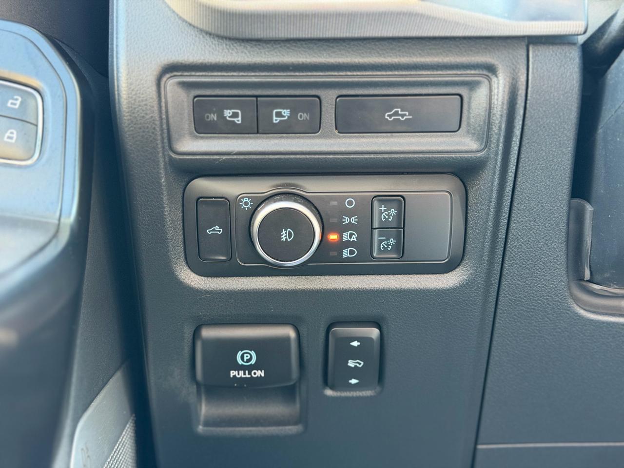 Ford F-150 Raptor SuperCrew 4WD 2021