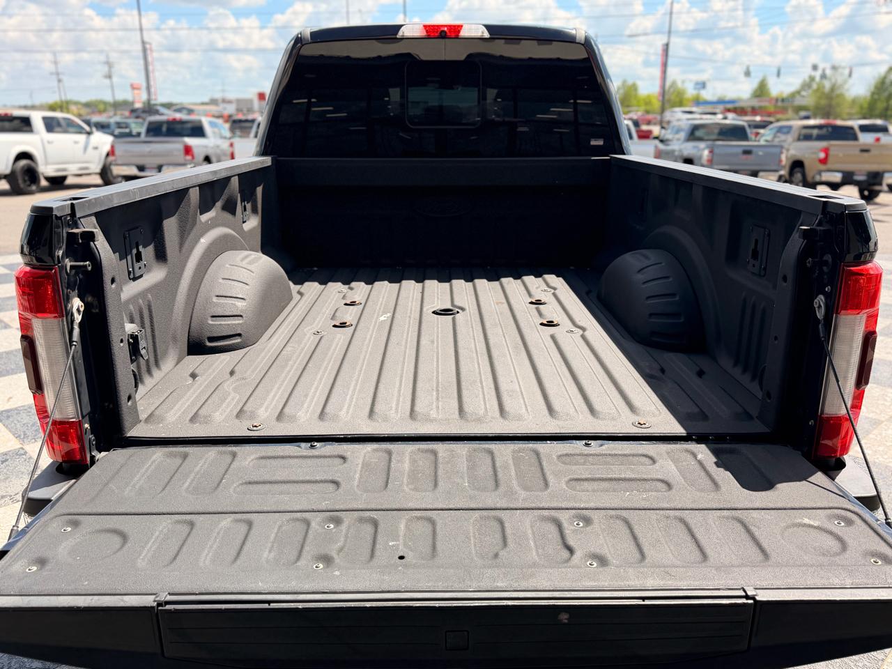 Ford F-250 SD Lariat SuperCab 4WD 2017