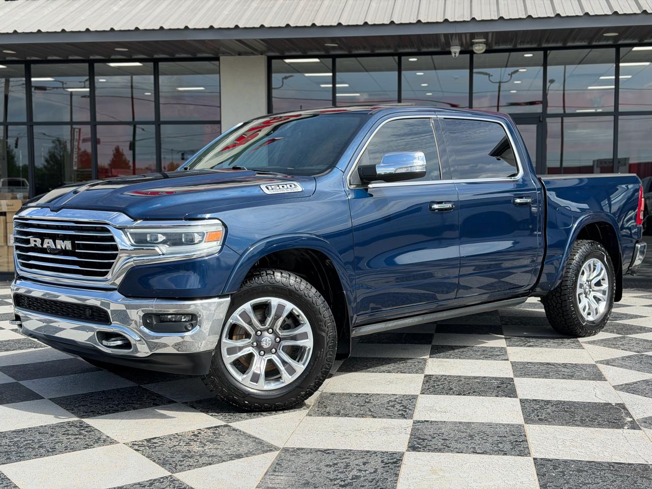 RAM 1500 Laramie Longhorn Crew Cab 4WD 2019